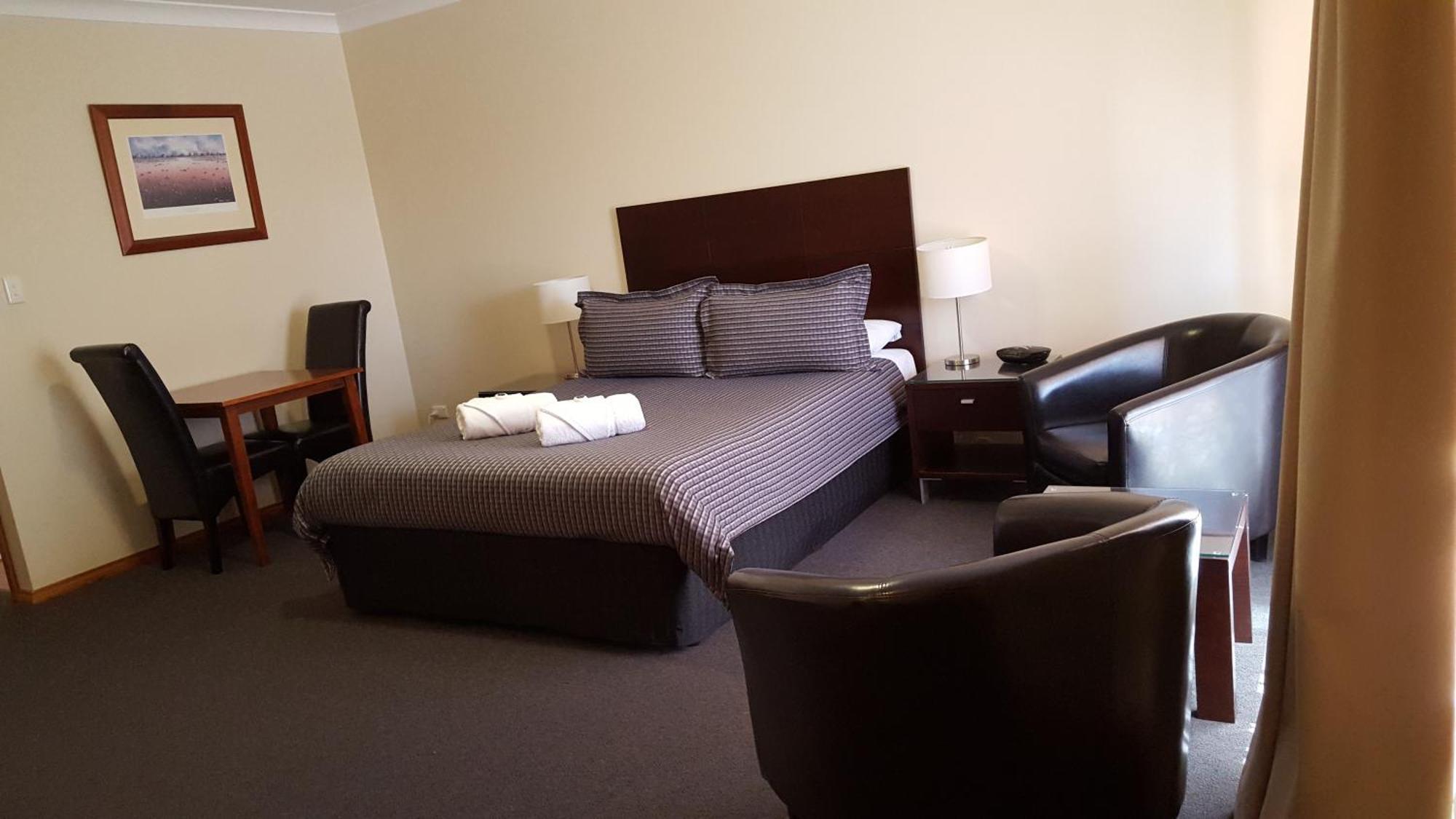 Gateway Motor Inn - Self Check-In Broken Hill Exterior foto