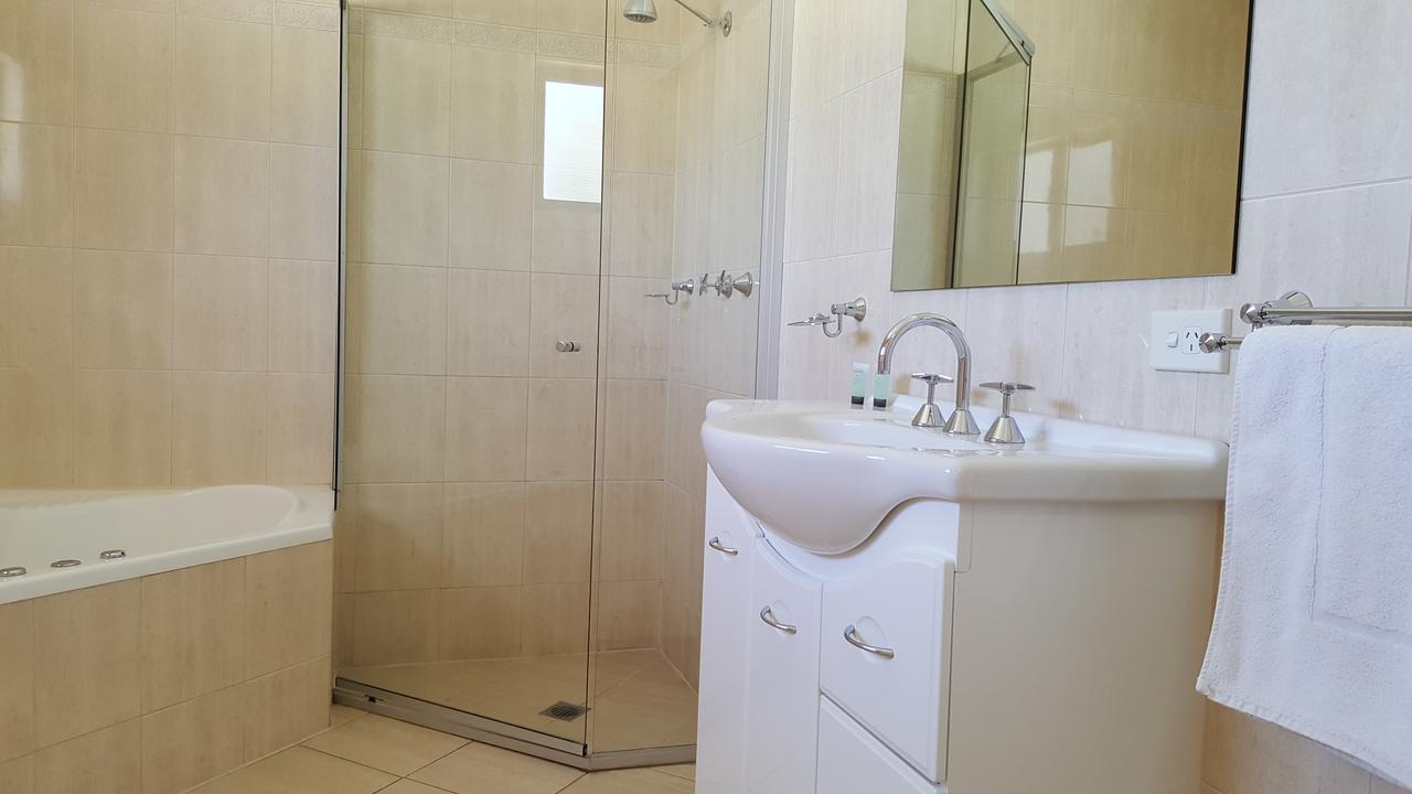 Gateway Motor Inn - Self Check-In Broken Hill Exterior foto